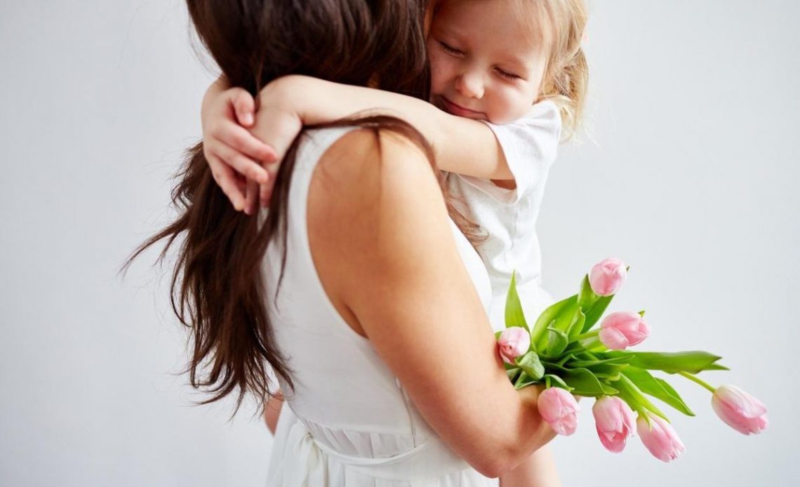 Flowers That Symbolize Motherhood